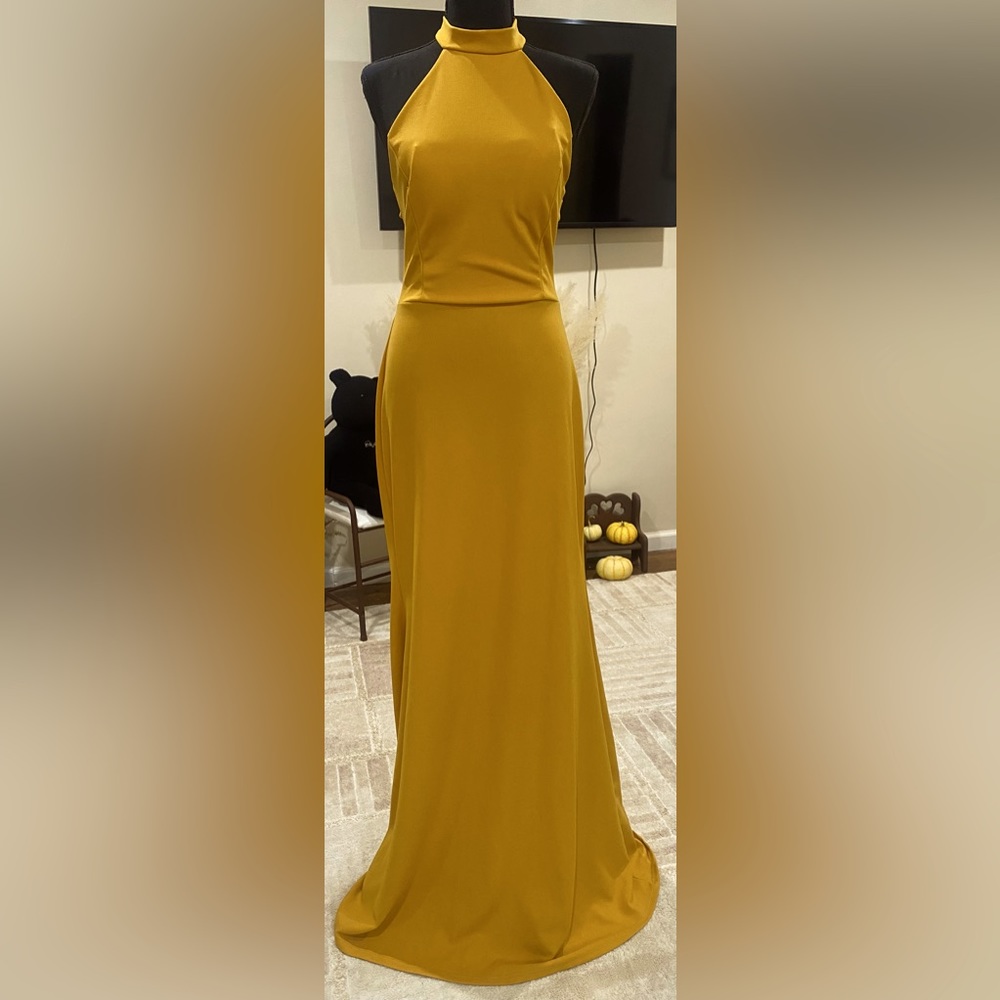 Elegant backless beauty